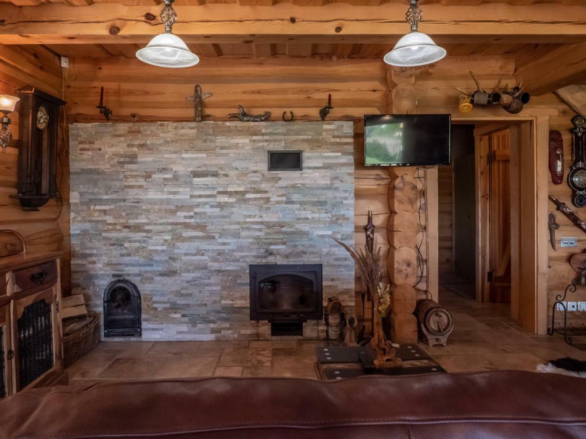 Privatus Rastinis Namas Su Pirtimi Villa Deckiai Buitenkant foto